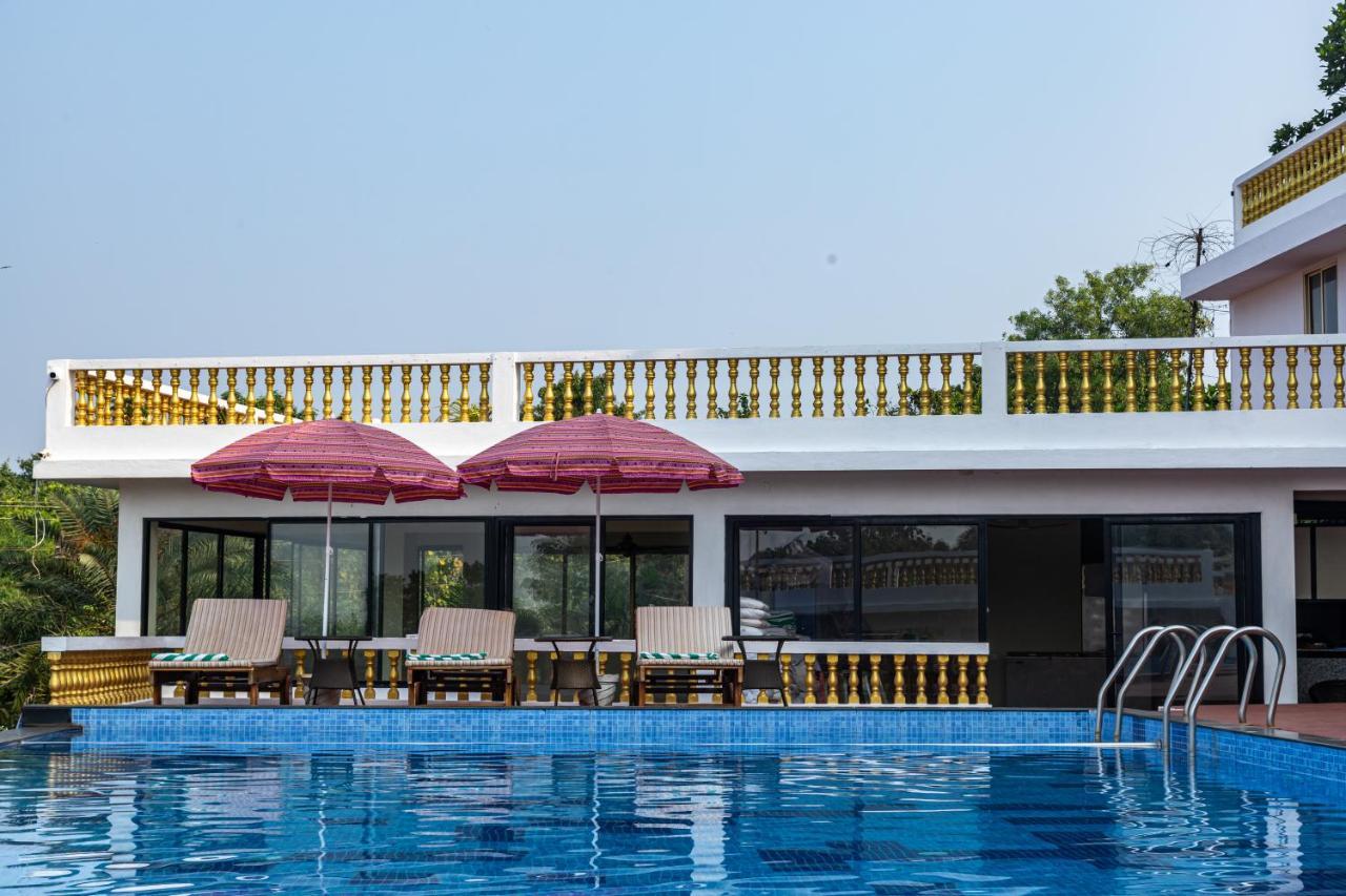 Sparv Aulakhs Resort Мандрем Екстериор снимка