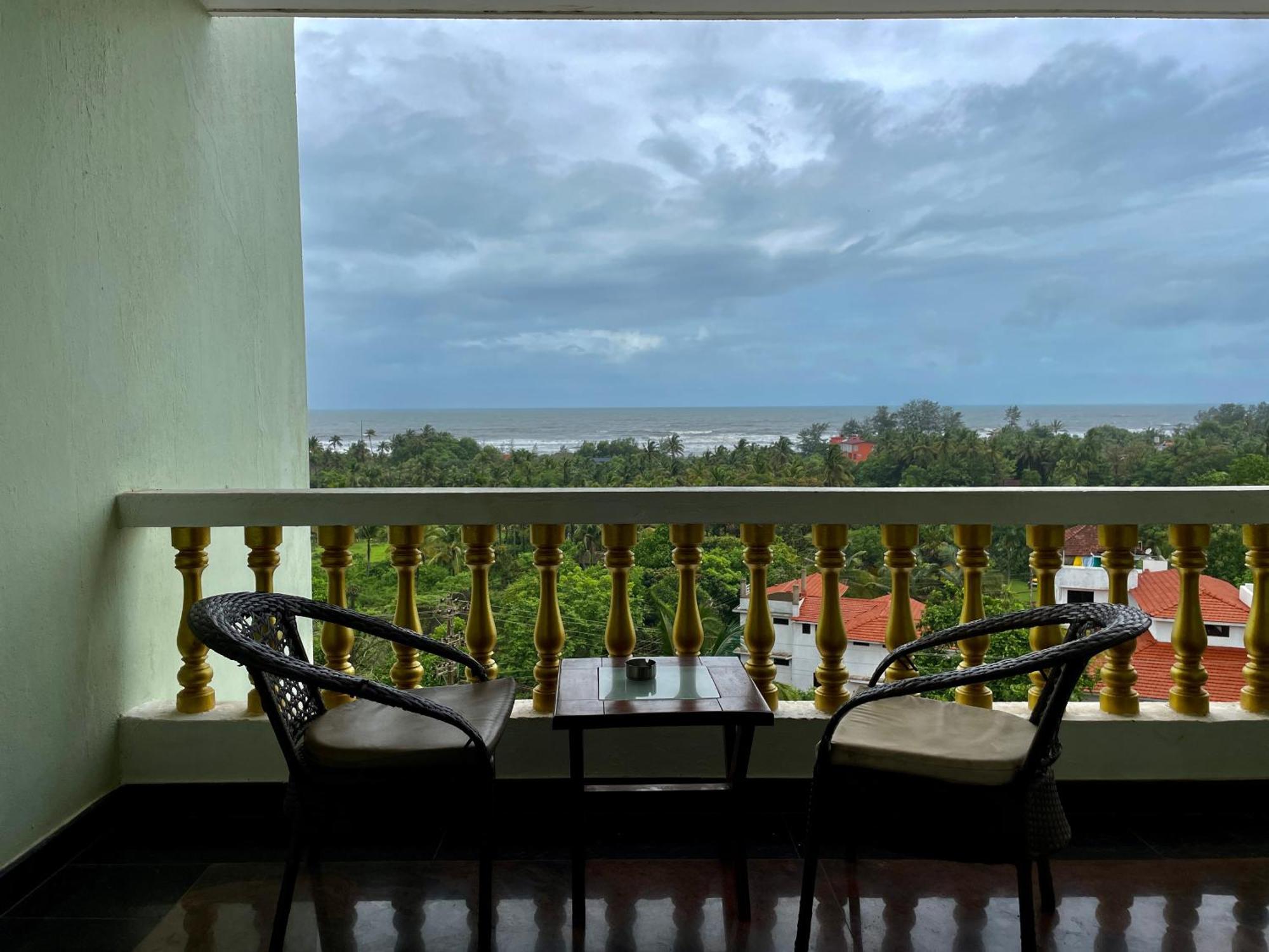 Sparv Aulakhs Resort Мандрем Екстериор снимка
